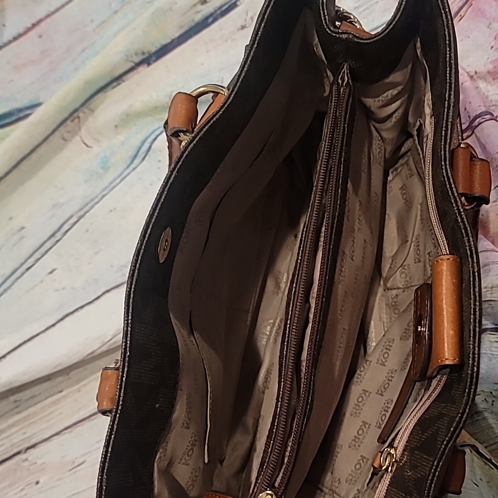 Michael kors brown Hamilton bag - Picture 7 of 8